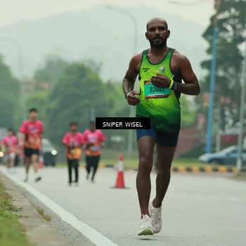 Runner Photo 7045873