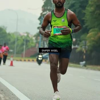 Runner Photo 7045879