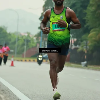Runner Photo 7045881