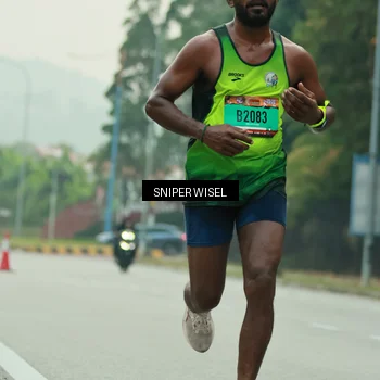 Runner Photo 7045882