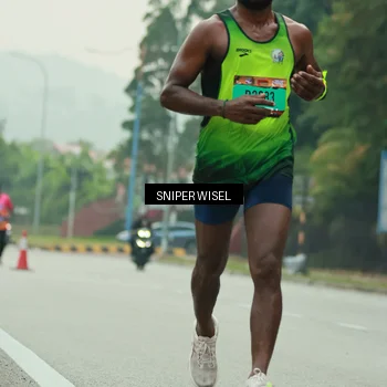 Runner Photo 7045883