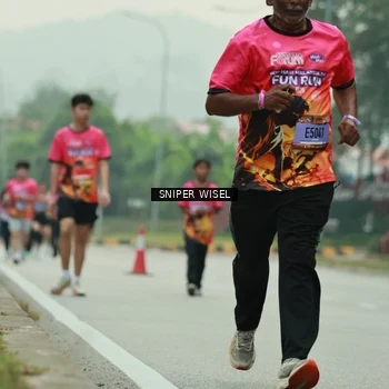 Runner Photo 7045895