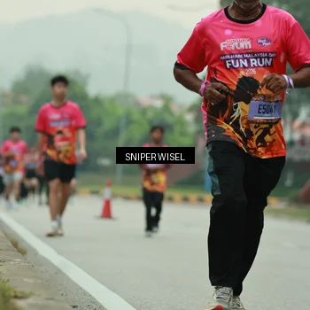 Runner Photo 7045904