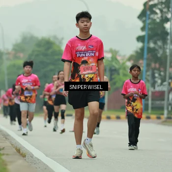 Runner Photo 7045906