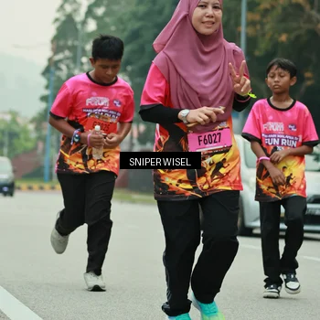 Runner Photo 7045942