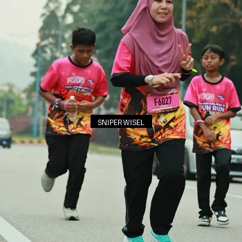 Runner Photo 7045946