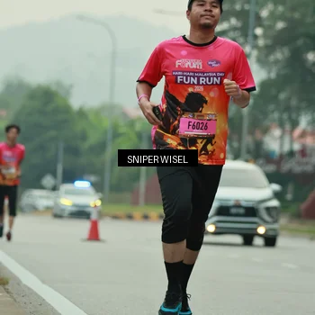 Runner Photo 7045970