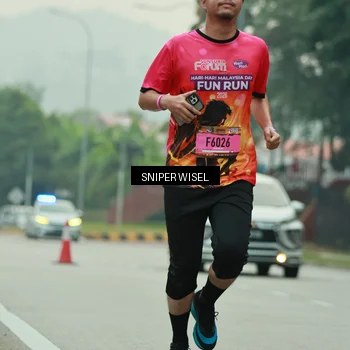 Runner Photo 7045975