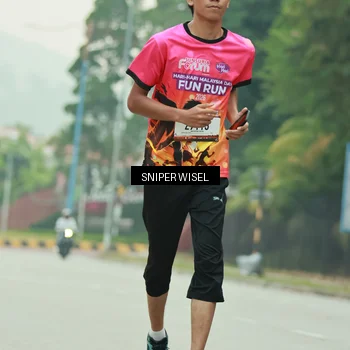 Runner Photo 7045997