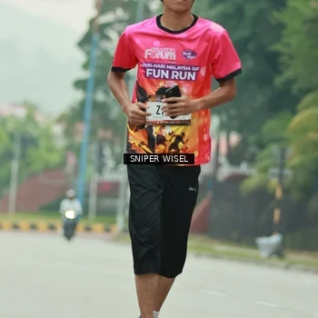 Runner Photo 7046001
