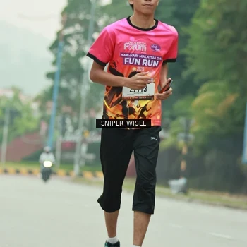 Runner Photo 7046002