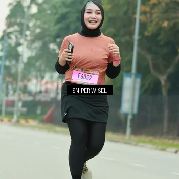 Runner Photo 7046032