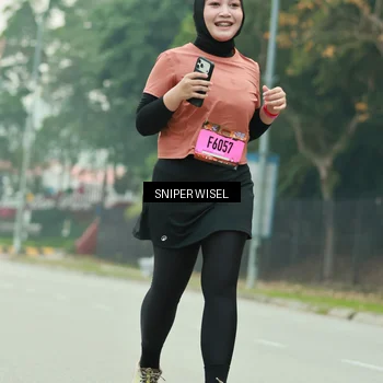 Runner Photo 7046034