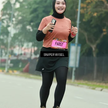 Runner Photo 7046036