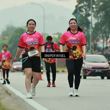 Runner Photo 7046048