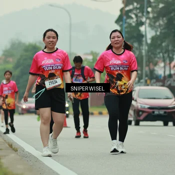 Runner Photo 7046049