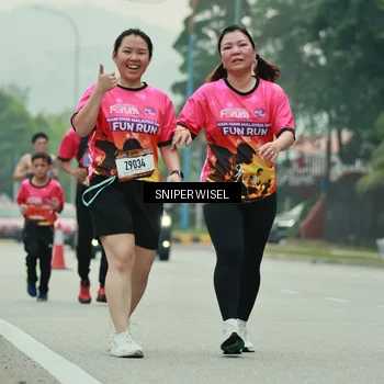 Runner Photo 7046053