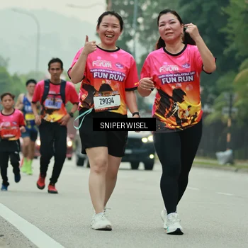 Runner Photo 7046075