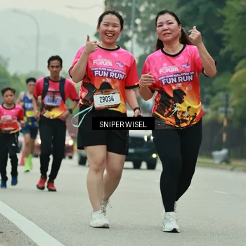 Runner Photo 7046076