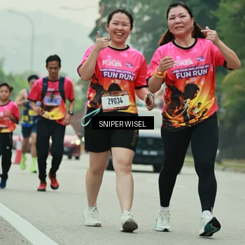 Runner Photo 7046085