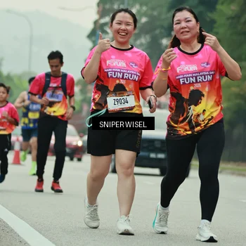 Runner Photo 7046086