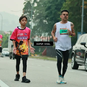 Runner Photo 7046104