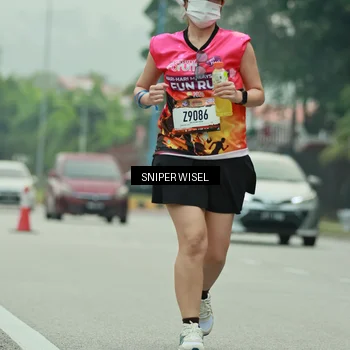 Runner Photo 7046118