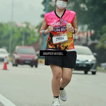 Runner Photo 7046119