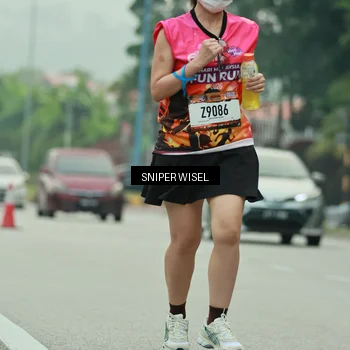 Runner Photo 7046120