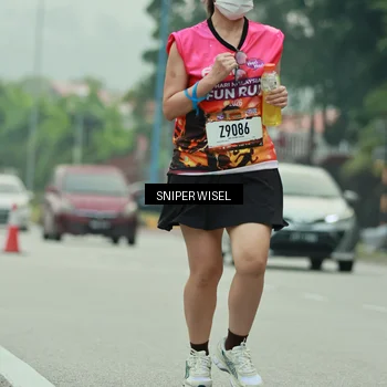 Runner Photo 7046122