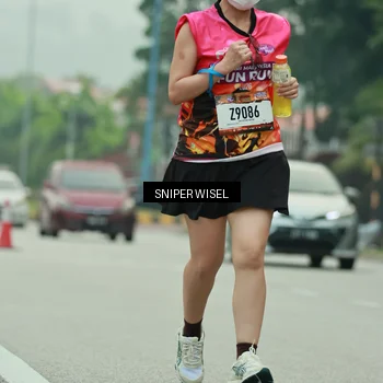 Runner Photo 7046123