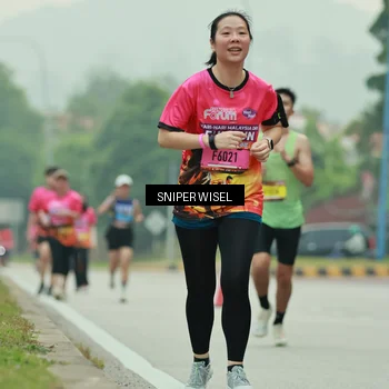 Runner Photo 7046130