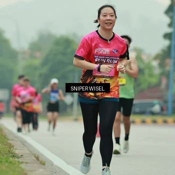Runner Photo 7046135