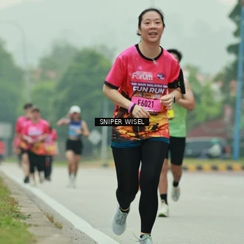 Runner Photo 7046138