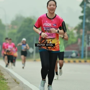 Runner Photo 7046142