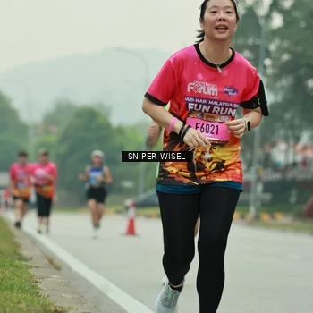 Runner Photo 7046144