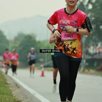 Runner Photo 7046149