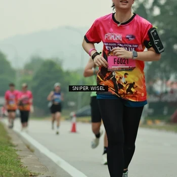 Runner Photo 7046152