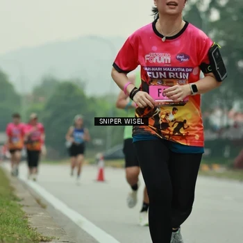 Runner Photo 7046153
