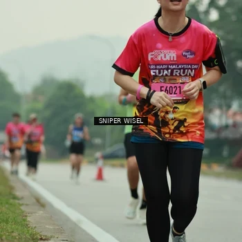 Runner Photo 7046155