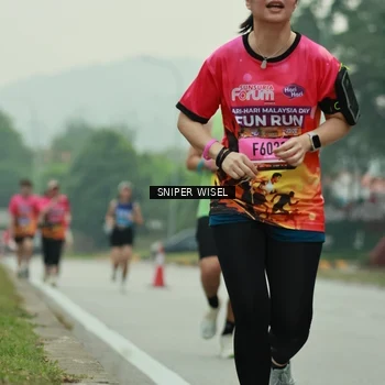 Runner Photo 7046156