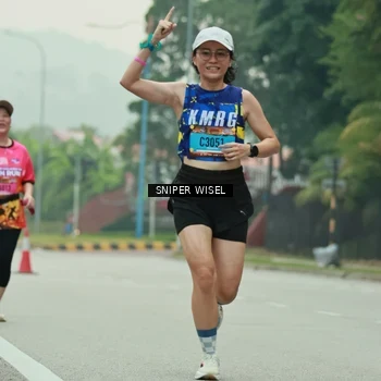 Runner Photo 7046163