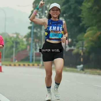 Runner Photo 7046165