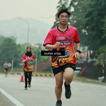 Runner Photo 7046205