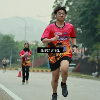 Runner Photo 7046208