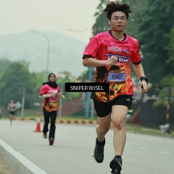 Runner Photo 7046214