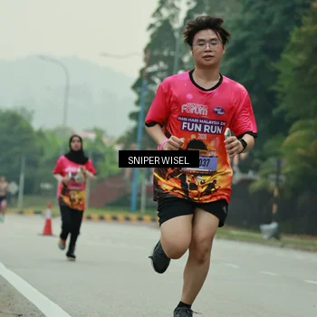Runner Photo 7046220