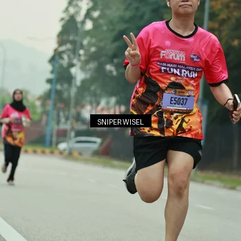 Runner Photo 7046237