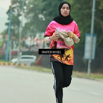 Runner Photo 7046239