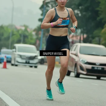 Runner Photo 7046273